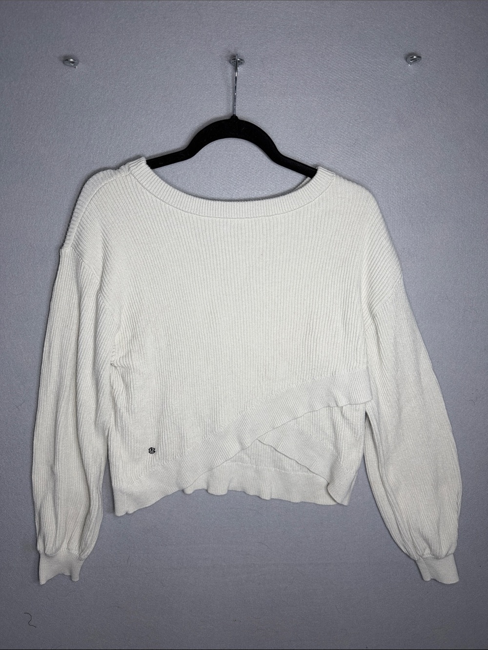 lululemon athletica Cream Ribbed Cross-Hem Scoop Neck Sweater half crop